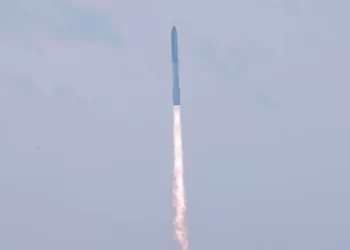 El enorme cohete Starship de SpaceX despega con éxito en la tercera prueba