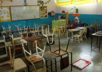 El calendario escolar se redujo a 2 o 3 días por semana en escuelas públicas
