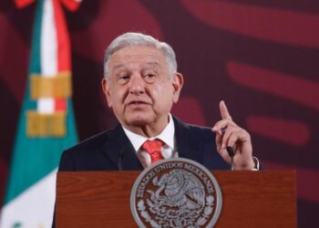 México firma acuerdo con Ecuador y Colombia para pagar a migrantes retornados