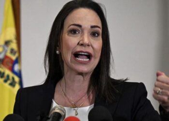 Machado pide llegar a la verdad en caso del exmilitar venezolano hallado muerto en Chile