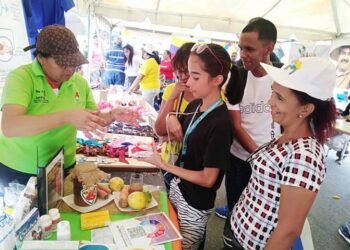550 familias larenses fueron abastecidas con feria de alimentos (+Fotos)