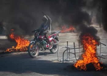 La tensión vuelve a Puerto Príncipe con tiroteos entre la Policía y las bandas armadas