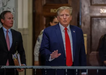 Una jueza se niega a desestimar 32 cargos contra Trump por documentos confidenciales