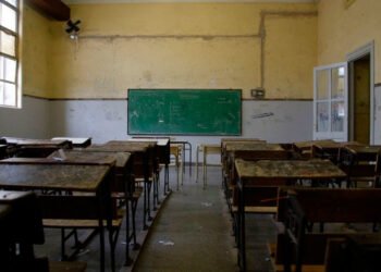 Por medio de sus plataformas digitales, informó que se están rehabilitando más de 1500 planteles educativos