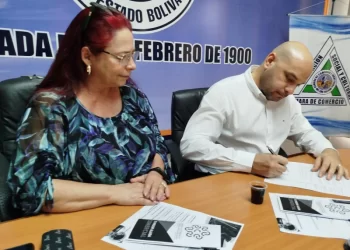 Cavenit Bolívar y Cámara de Turismo de Bolívar firman convenio para impulsar intercambio turístico y comercial