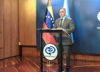 Saab califica al canal Caracol TV como «enemigo a muerte» tras reportaje sobre la Dgcim