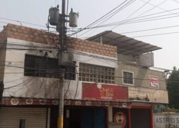 Vecinos de El Paraíso aún esperan por restablecimiento de servicio eléctrico