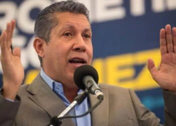 Henri Falcón pide negociar una candidatura presidencial unitaria