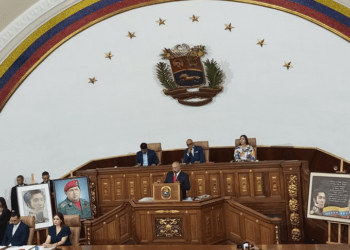 El chavismo espera seguir en el poder en el año 2102