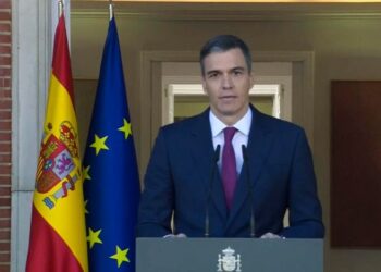 Sánchez decide seguir al frente del Gobierno español
