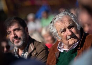 Mujica: En Venezuela parece que juegan a la democracia pero no juegan