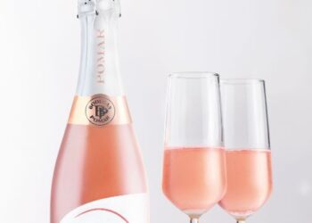 Vino de Bodegas Pomar fue galardonado con medalla de oro en Francia