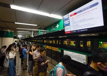 Al menos 9 muertos y más de 800 heridos en el mayor terremoto en Taiwán en 25 años