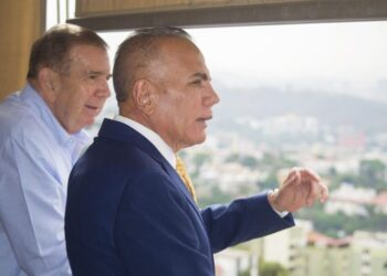 Cita en Caracas: González Urrutia y Rosales discuten esquema para campaña electoral