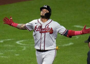 Arcia, Santander y Suárez aportaron cuadrangulares en triunfos de sus equipos