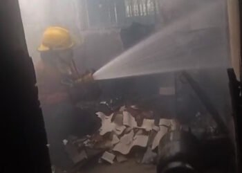 Incendio dejó en la calle a una familia en Guayacán de las Flores