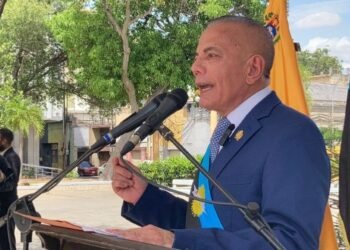 UNT dice estar comprometido a lograr la transición democrática en Venezuela