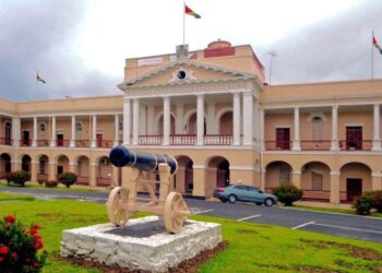 Guyana modifica ley de aviación para responder a violación de su espacio aéreo