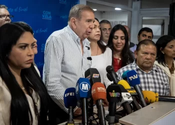 González Urrutia se compromete a garantizar oportunidades para los jóvenes en Venezuela