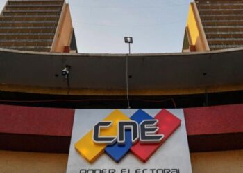 Los nueve puntos que firmaron ocho candidatos presidenciales en el CNE