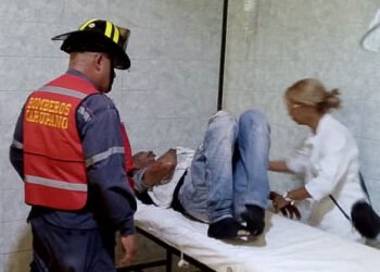 Albañil sufrió quemaduras en 60% del cuerpo tras recibir una descarga eléctrica