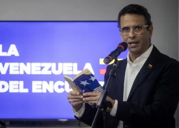 Capriles pide seguir con trabajo de organización para las elecciones