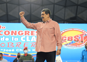 El gobernante Nicolás Maduro asegura que Venezuela superará la guerra económica y las sanciones