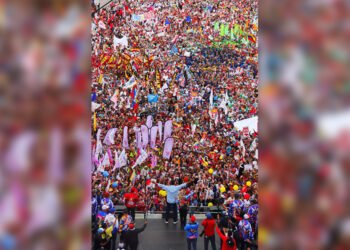 Maduro cerró campaña en Zulia y Caracas y prometió “Gran Diálogo Nacional” después del 28