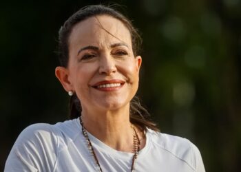 Intentaron bloquear el paso a María Corina Machado cuando iba a Carabobo