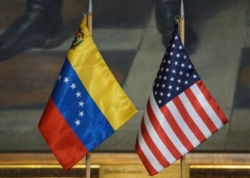 Venezuela y EE.UU. apuestan por "ganar confianza" y mantener las comunicaciones