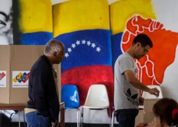 Cambio y futuro: las razones por las que votarán los jóvenes el 28 de julio