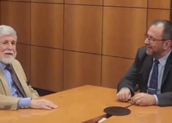 El Gobierno de Venezuela y excanciller de Brasil se reúnen para evaluar proceso electoral