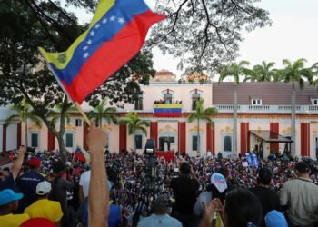 Nicolás Maduro reta a Edmundo González Urrutia: “Venga por mí, cobarde”