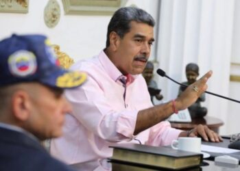 Maduro: hay un intento de golpe de Estado contra la institucionalidad democrática