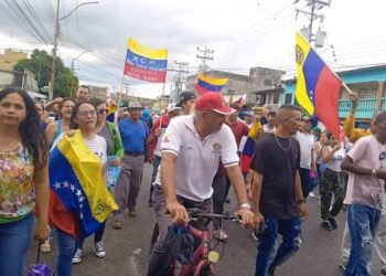 Oposición y chavismo iniciaron campaña en Anaco