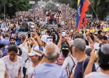 UCAB-Delphos: González Urrutia cuenta con una intención de voto del 59%