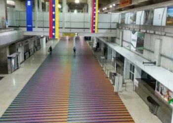 Gobierno venezolano impide la entrada en el país de dos periodistas italianos