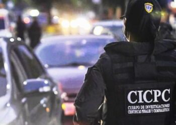 Cuerpo policial venezolano desarticula una banda dedicada al robo de vehículos en Caracas