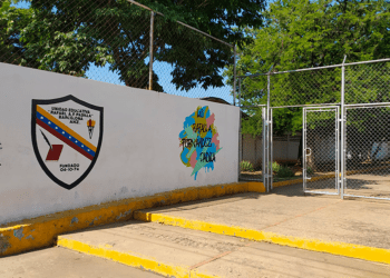 Algunos planteles de Barcelona no tuvieron actividades escolares este lunes