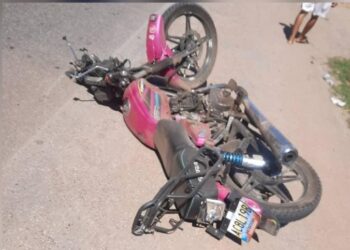 Colisión de moto contra vehículo dejó el saldo de un hombre muerto en Cumaná
