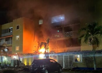Incendio en Parque Guaraguao dejó 11 personas heridas: cuatro son de gravedad