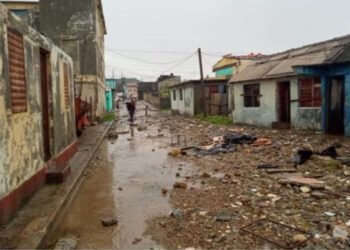 Al menos seis muertos por la tormenta tropical Óscar a su paso por el oriente de Cuba