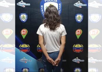 Arrestaron a una mujer por presunto maltrato a su hijo de 6 meses