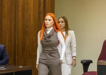Juez concede a esposa y cuñada de Daddy Yankee hasta el 31 para entregar documentación