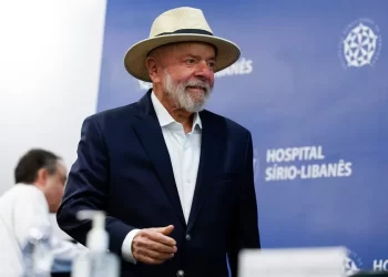 Lula recibe el alta hospitalaria tras ser sometido a cirugía por hemorragia intracraneal
