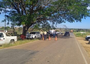 Vecinos: Hubo humo y muchos gritos en la calle tras la explosión de anoche