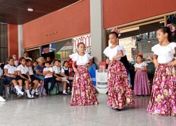 Ateneo de Carúpano realizó mañana cultural de danza y una charla sobre Luis Mariano Rivera