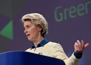 UE expresa a EEUU su voluntad de trabajar de forma constructiva en paz duradera en Ucrania