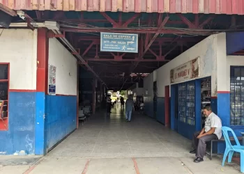 Impera la soledad en el terminal de la frontera