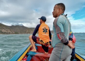 Buscan a pescador que desapareció en playa La Iguana cuando realizaba faenas